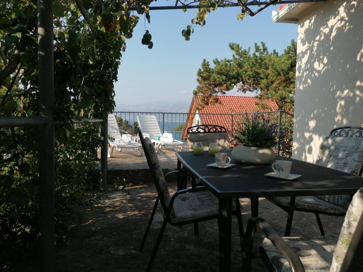 La Petite Maison Splitska Extérieur photo